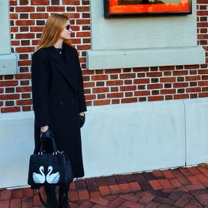 Meet your Posher, Logan